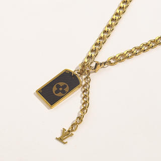 Pendant 212