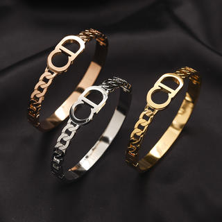 Bracelet 244
