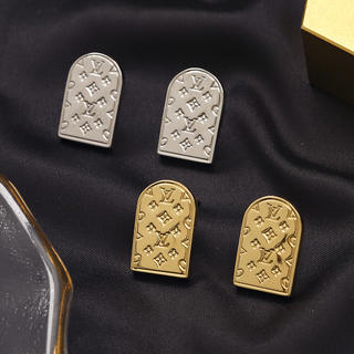 Earrings 587