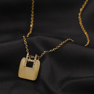 Pendant 654