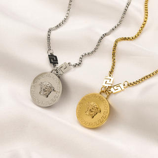 Pendant 671