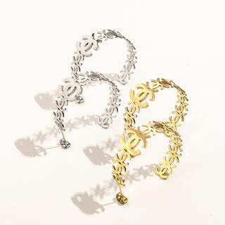 Earrings 900