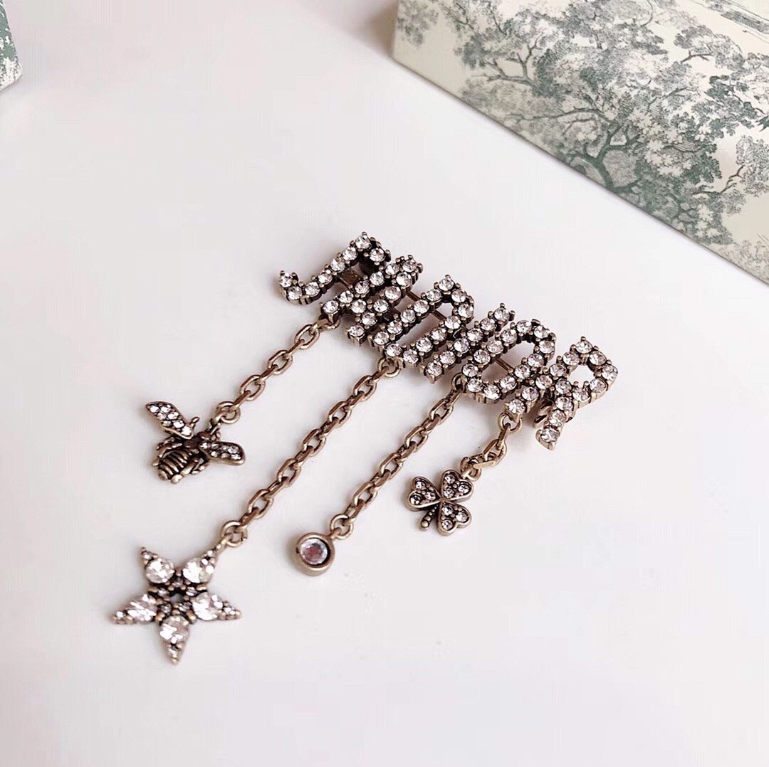 Brooch 269