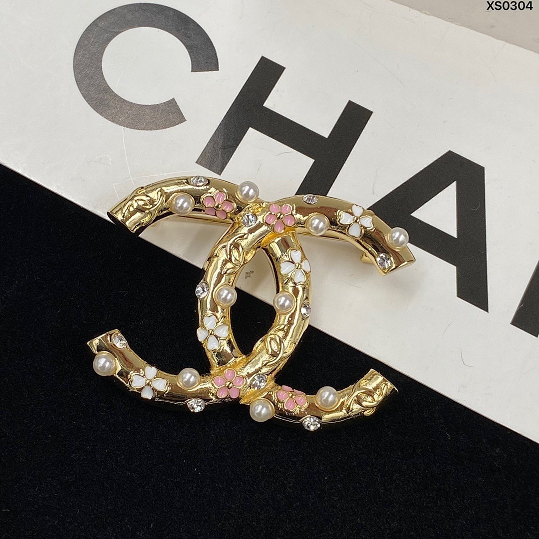 Brooch 298