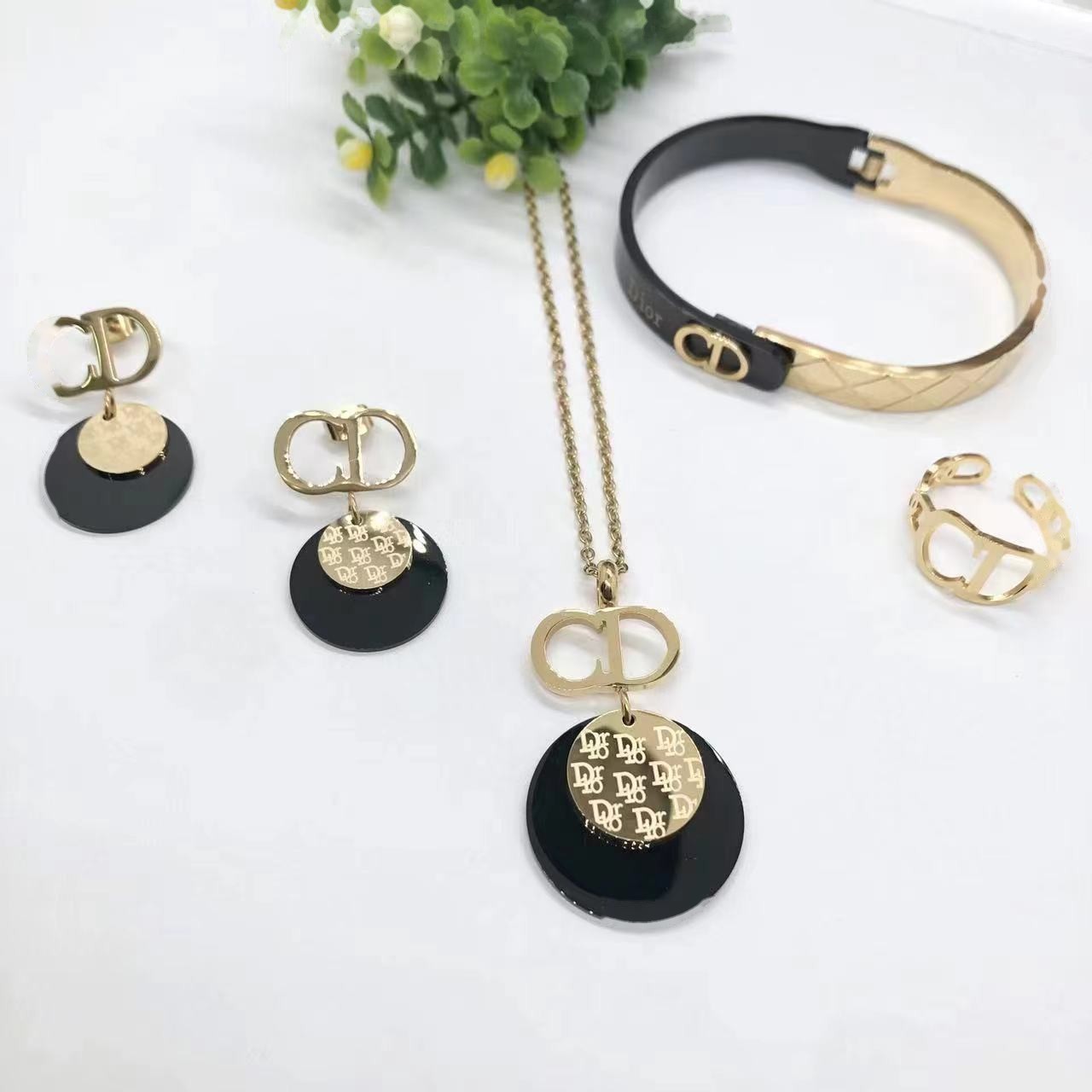 Jewelry Set 0531