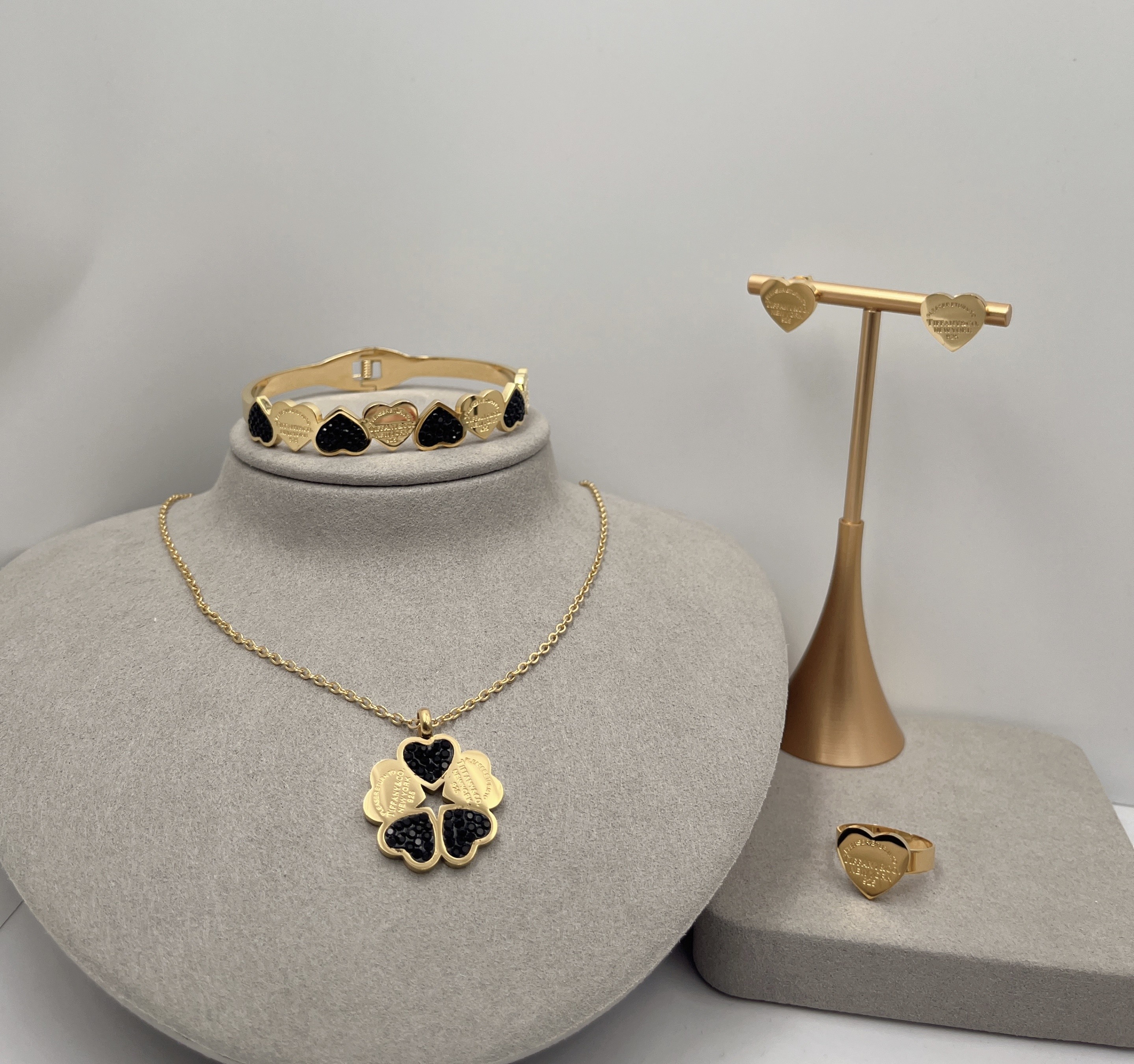 Jewelry Set 0607